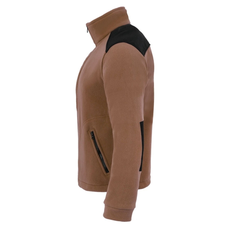Fleecejacke mit schwarzen Einsätzen in Braun.